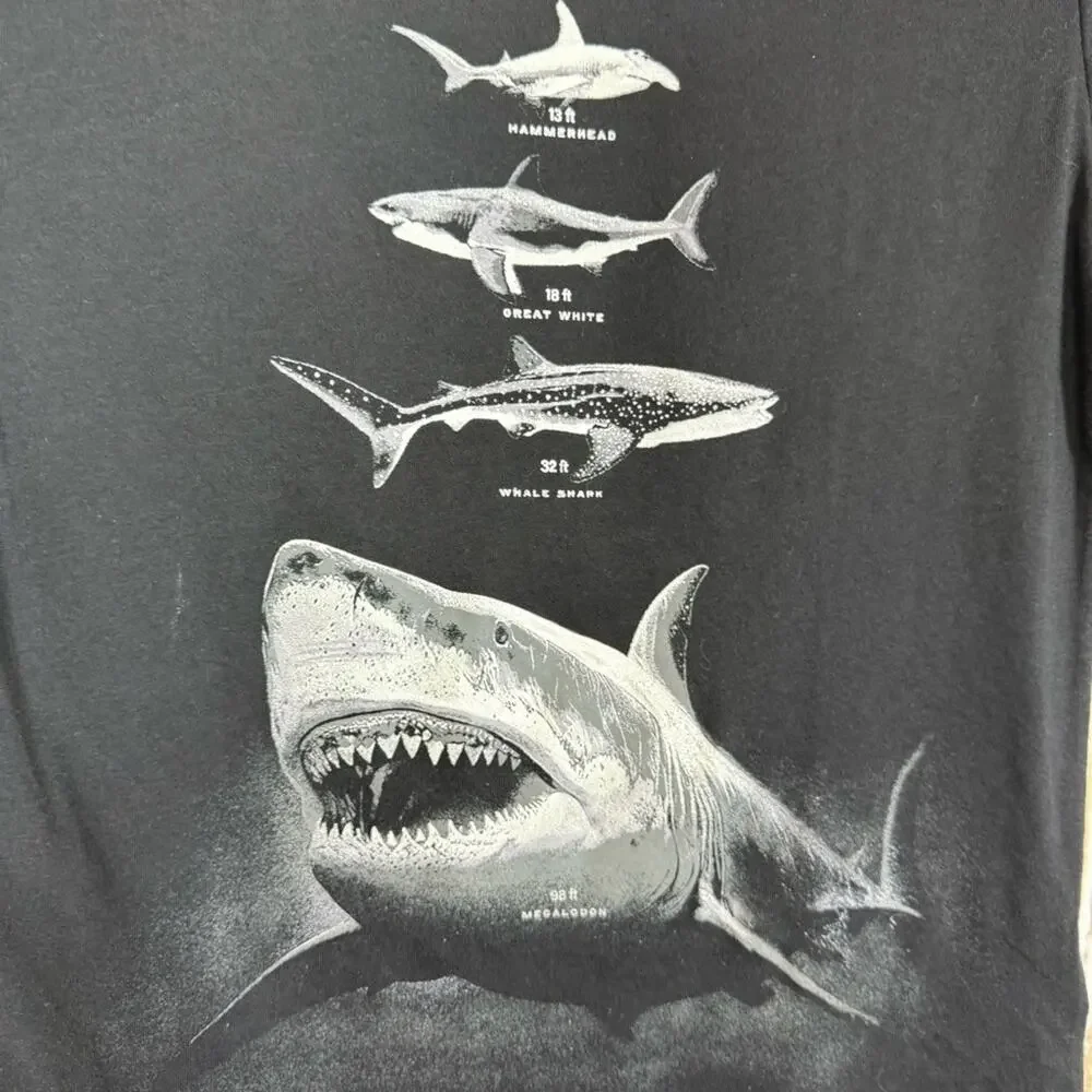Old Navy, Black Shark Graphic Tee. Size Large Boy. In good used condition!